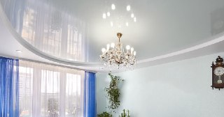 Глянцевый потолок Большой Камень, цена от 4520 руб.