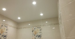 Натяжной потолок в ванную Большой Камень, цена от 2083 руб.